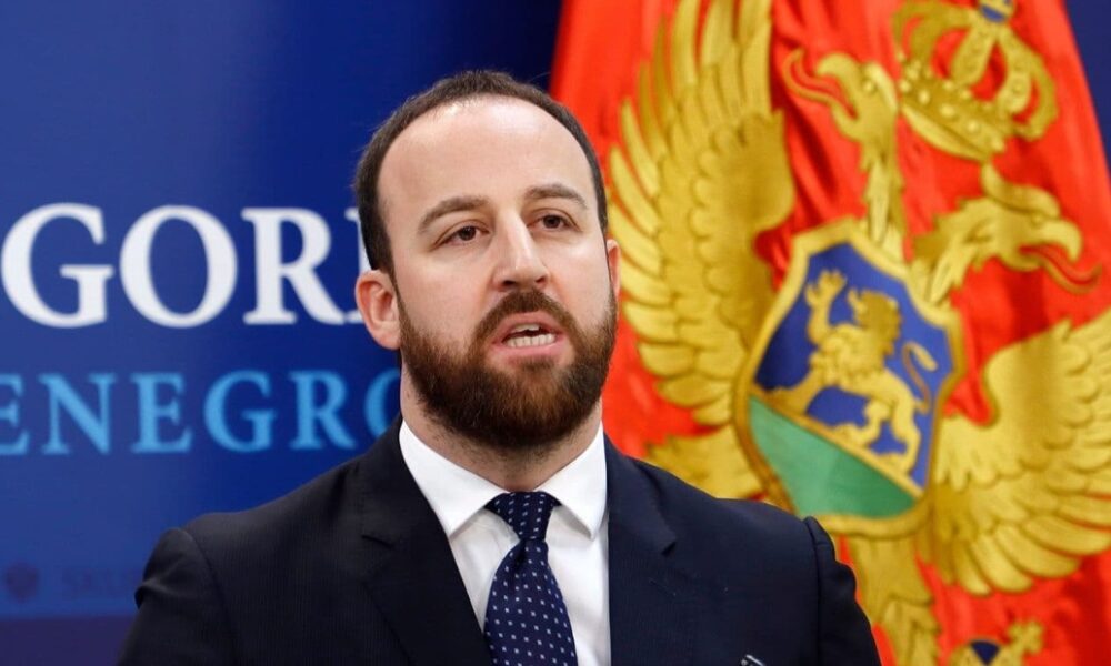 Nikolić (DPS) podnio ostavku na funkciju predsjednika Anketnog odbora: „Radilo se na tome da se isprljaju simboli referenduma i da se uprlja cio projekat“