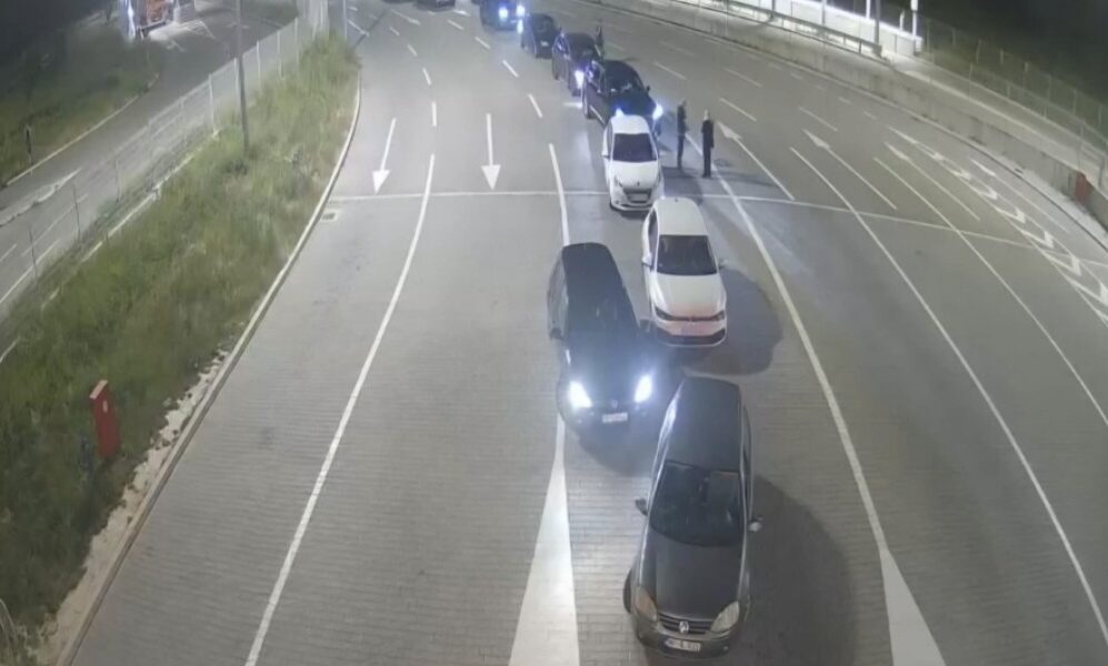 Granična policija Srbije vratila crnogorske državljane sa pr