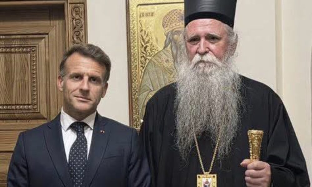 Makron posjetio Cetinjski manastir: Mitropolit Joanikije mu 